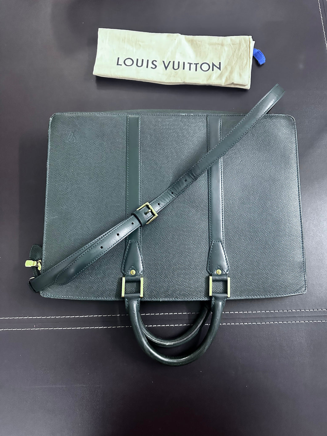 Vintage LOUIS VUITTON Taiga Porte Document Rozan M30054 Bag Business Men