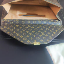 Load image into Gallery viewer, RETRO LOUIS VUITTON BRIEFCASE with Wallet
