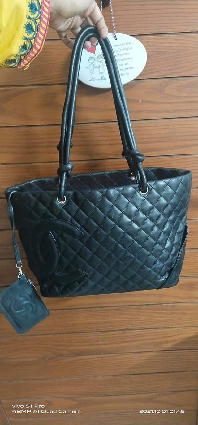 Authentic Chanel Shopping bag Cambon, black lambskin leather