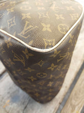 Load image into Gallery viewer, LOUIS VUITTON SPEEDY 30 M41526 with authenticity tag! SP0043
