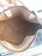 Load image into Gallery viewer, LOUIS VUITTON SPEEDY 30 M41526 with authenticity tag! SP0043
