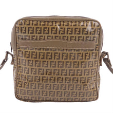 Load image into Gallery viewer, Authentic Vintage Fendi Pattern Zucchino Leather Ladies Khaki Zucca Shoulder Bag
